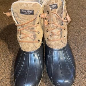 Sperry Tan and Black Duck Boots